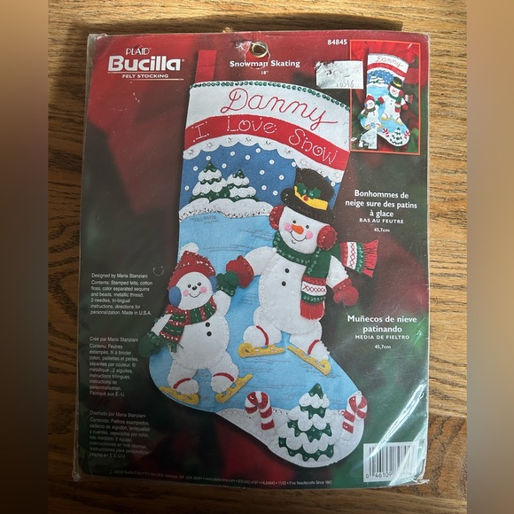 Bucilla Felt Christmas Stocking Kit - Picture 1 of 2